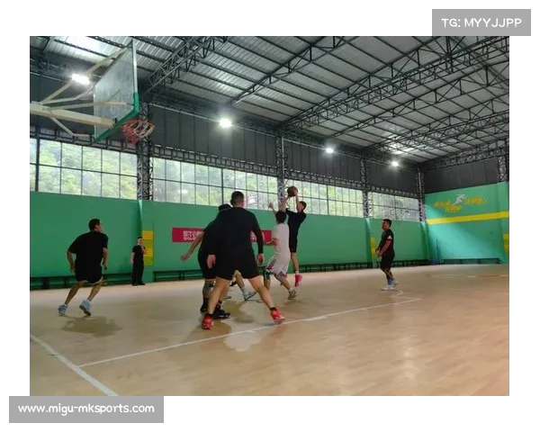 怒江举重队“袖珍战队”仅3人参赛，诠释人数精实力强特点